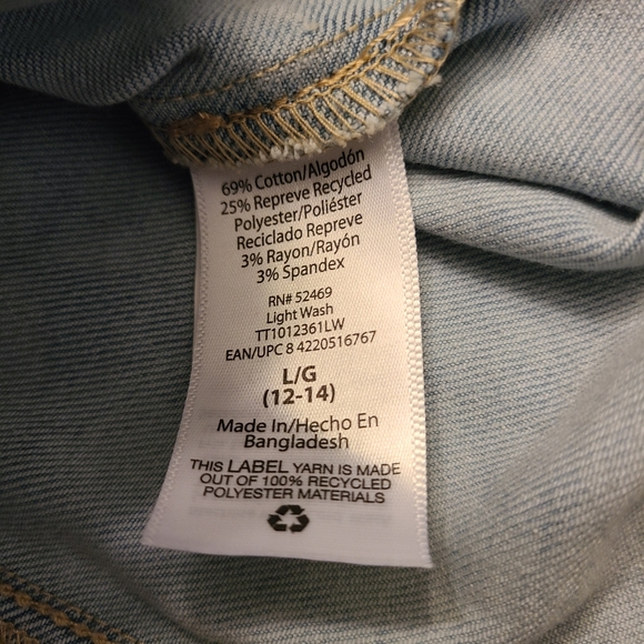 Time and Tru Light Wash Jean Jacket - Picture 3 of 4